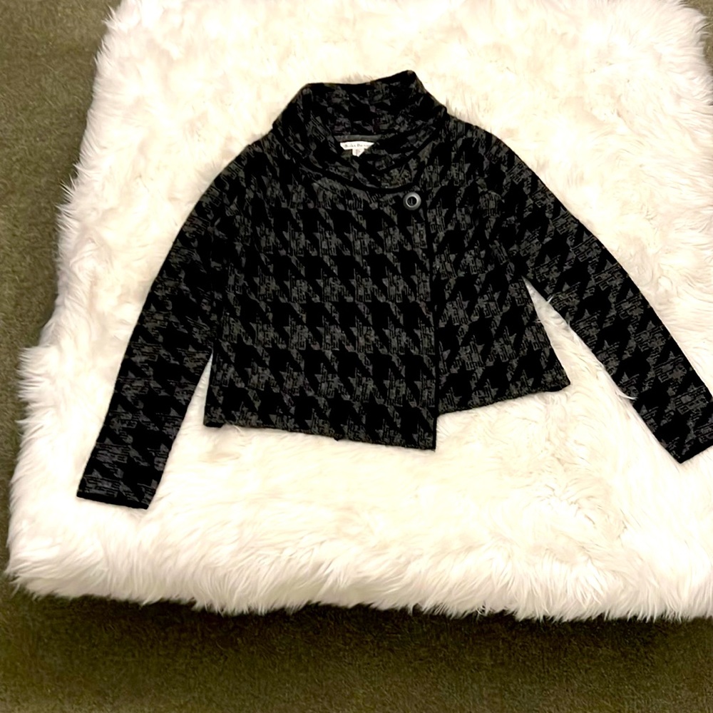 Black & Grey sweater.. Never Worn …. Size Small..